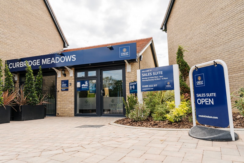 Crest Nicolson Curbridge Meadows sales Suite