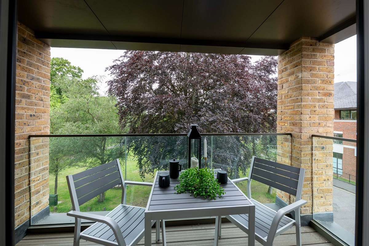 Walton Court Gardens New Homes in WaltononThames Crest Nicholson