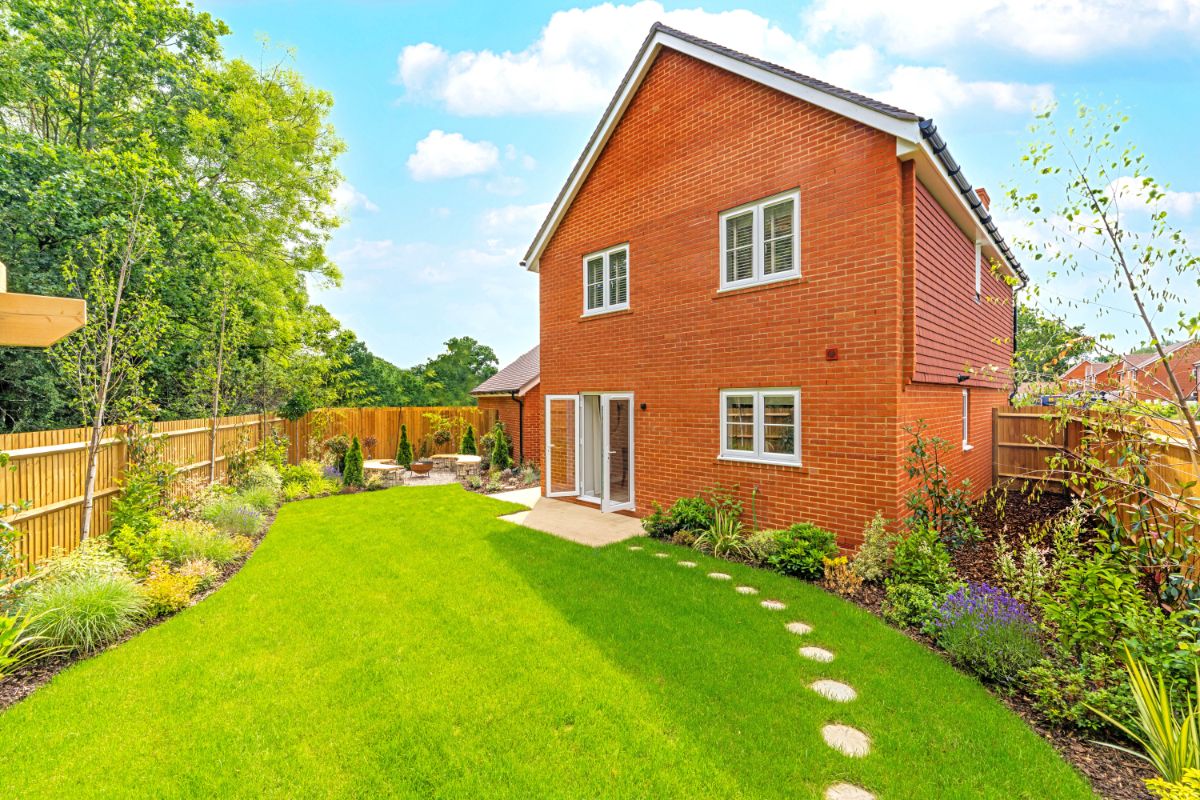 Westvale Park New Homes in Horley Crest Nicholson