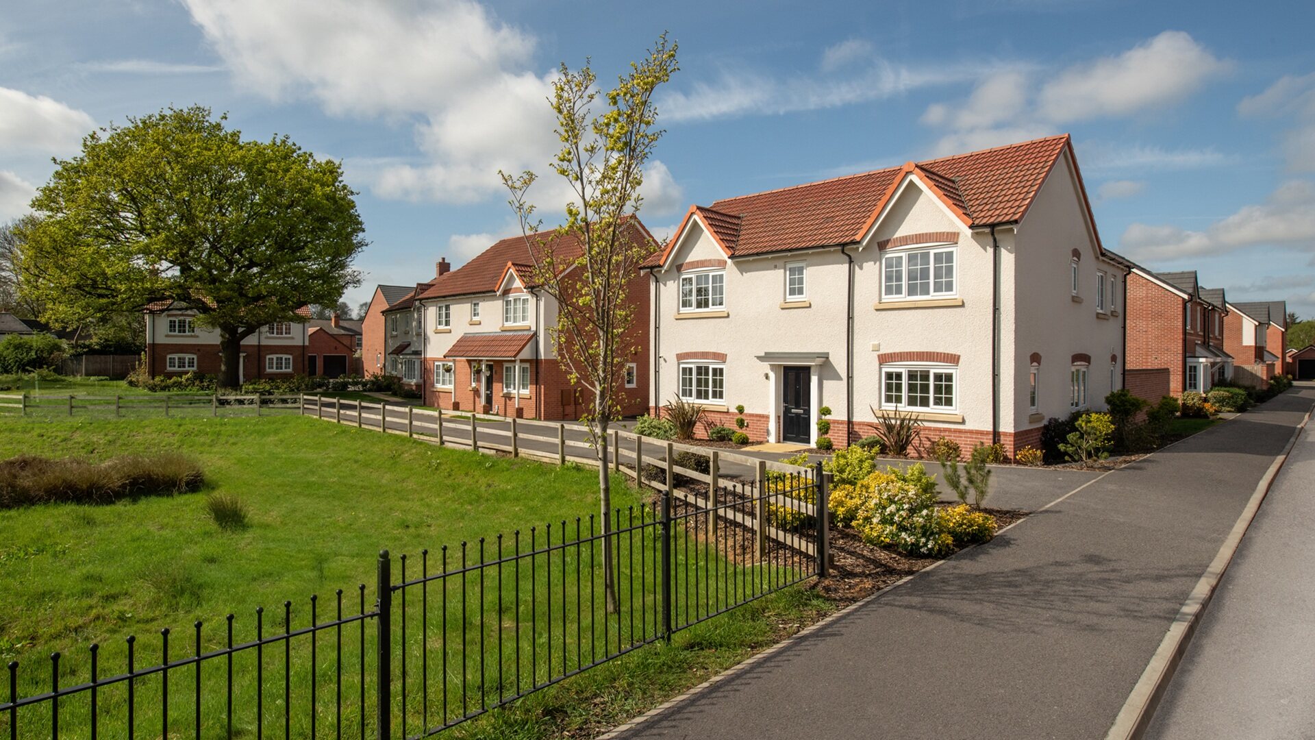 Street Scene Photography taken at Kegworth Gate
