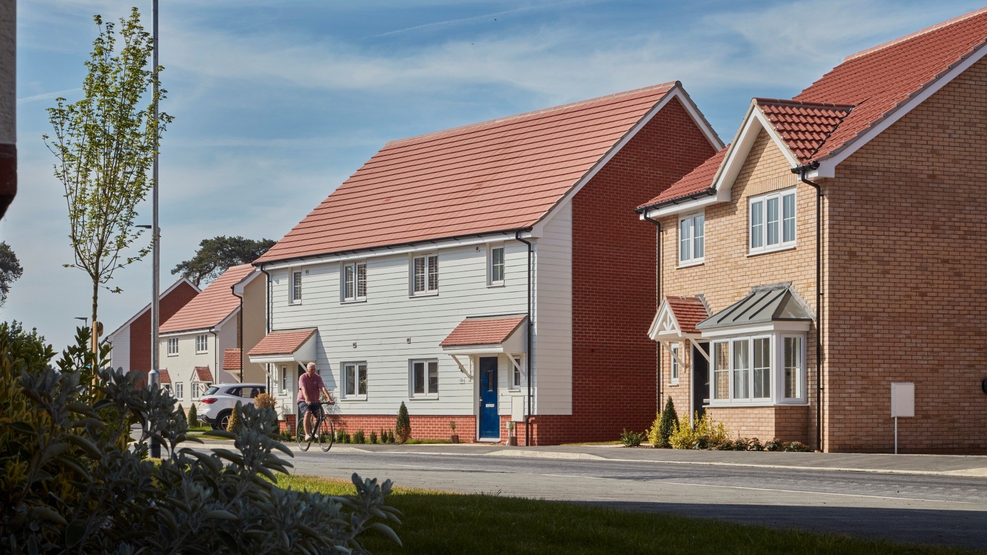 Street scene at Saffron Fields