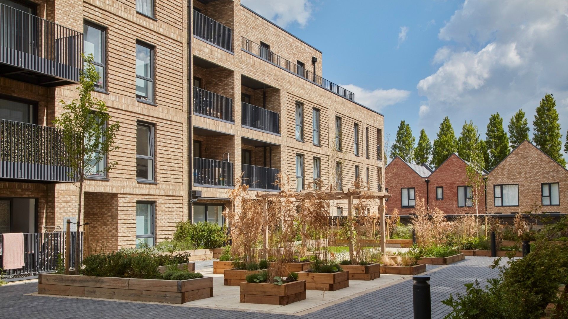 Street scene at Campbell Wharf
