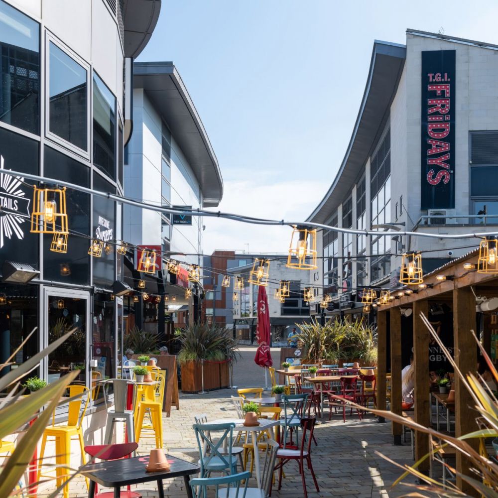 Kings Meadow - Local Area - Food & Drink