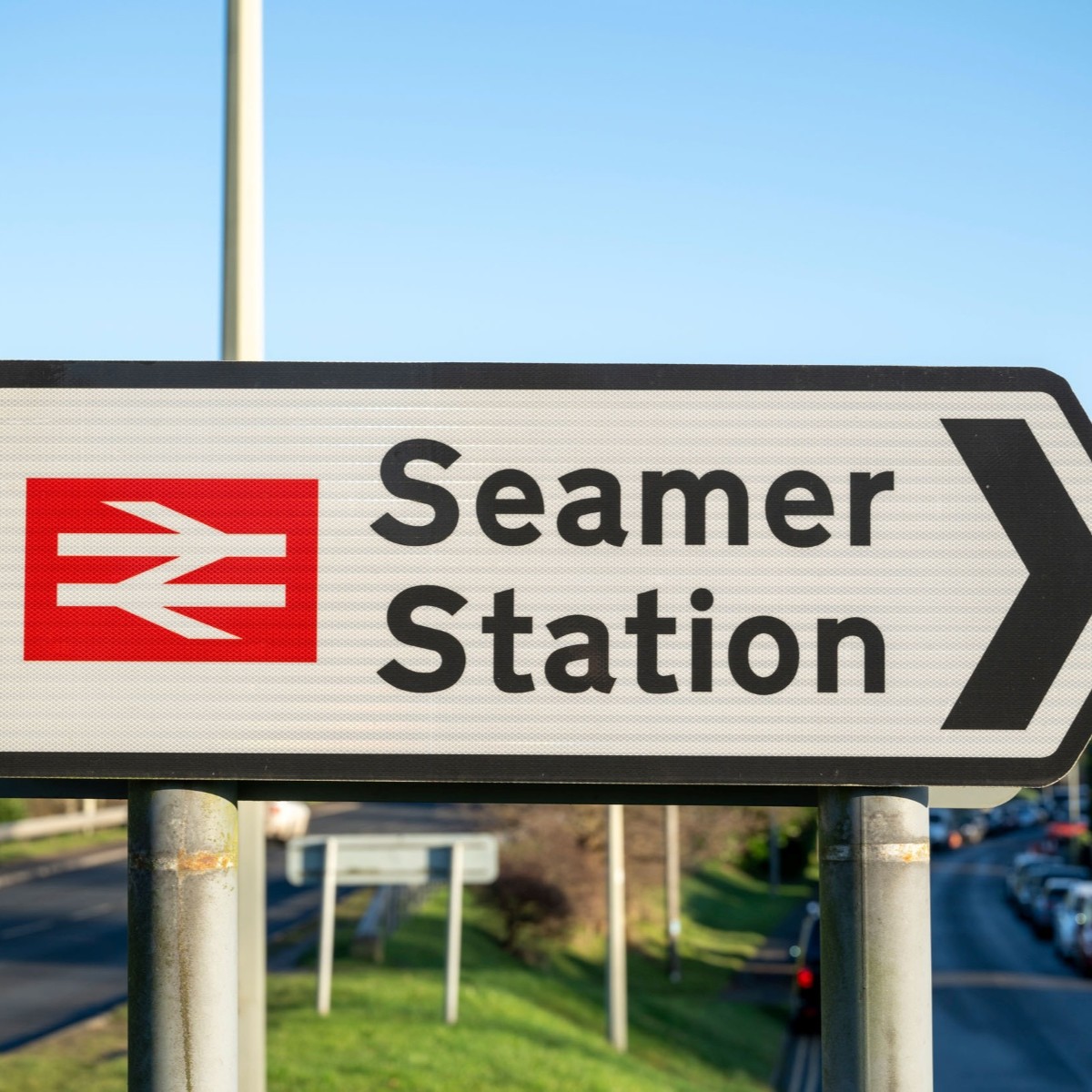 Sign to Seamer Station