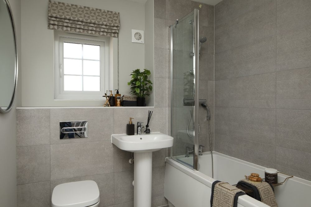 homes for sale derbyshire - The Roydon - bathroom