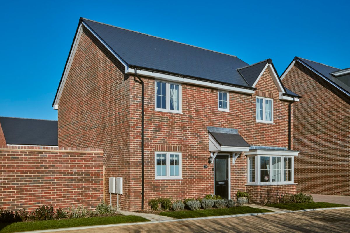latest houses for sale in ipswich