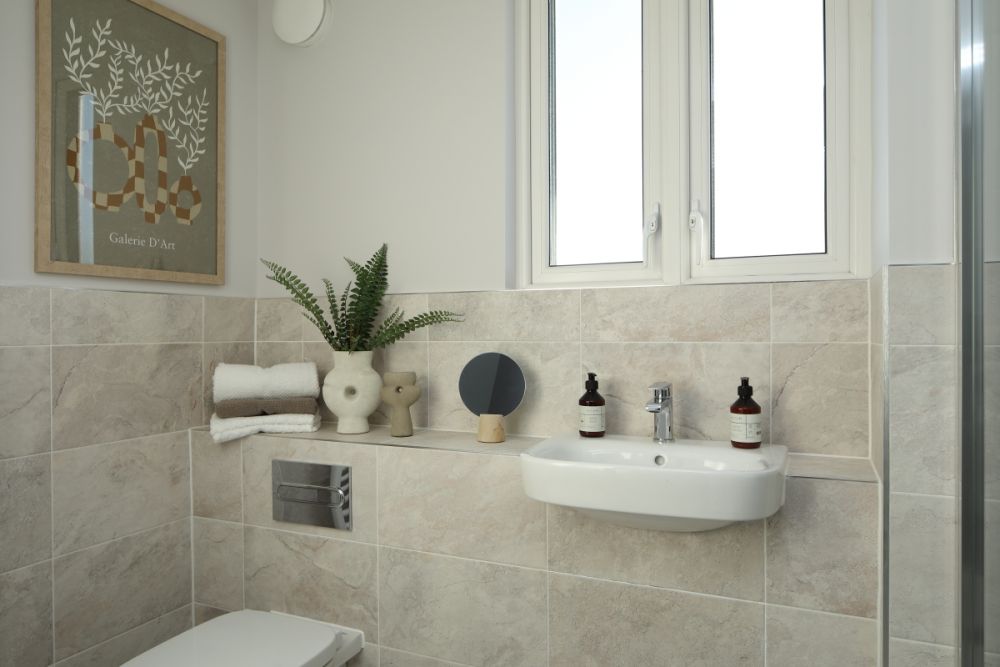 7. Meadow Fields - The Winchester - Internals - En Suite