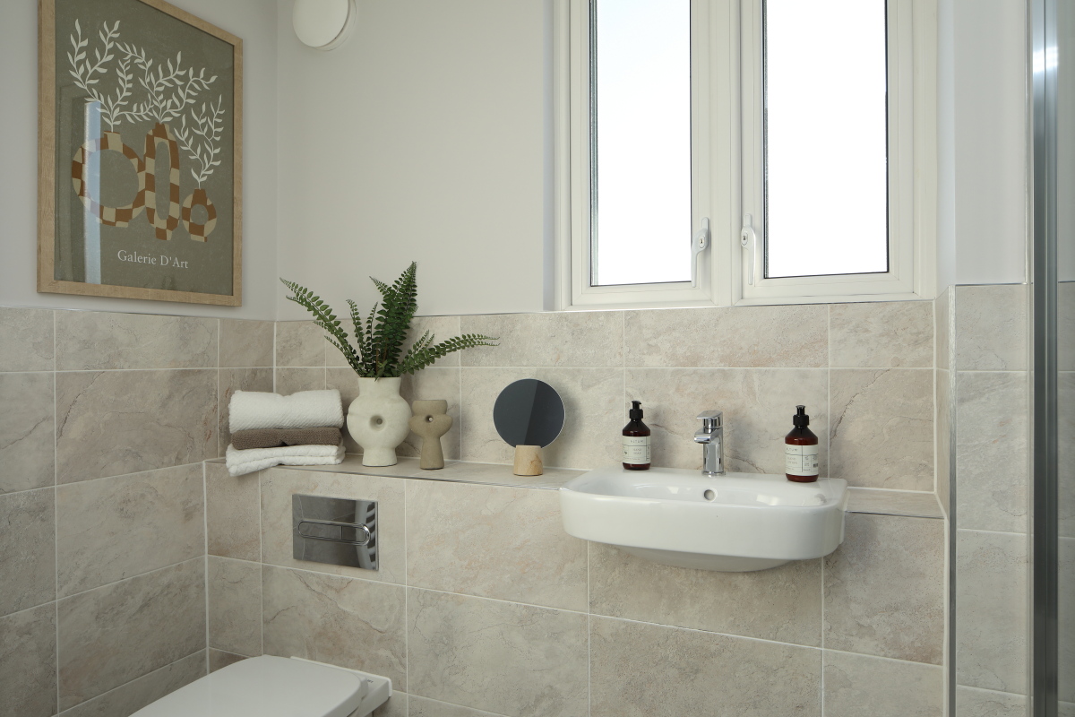 7. Meadow Fields - The Winchester - Internals - En Suite