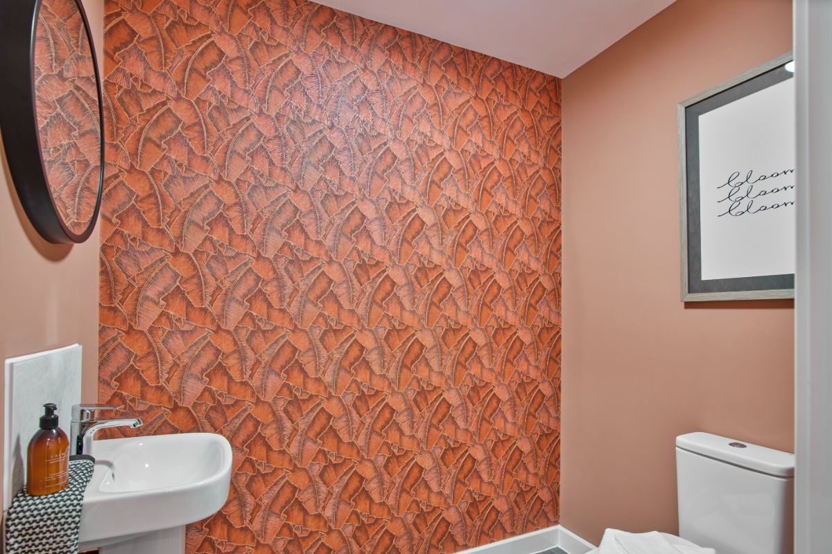 6. Crest Nicholson at Branston Locks - The Chesham - Internals - Cloakroom