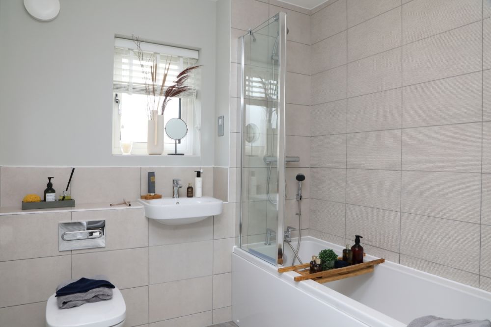 9. Meadow Fields - The Derby - Internals - Bathroom