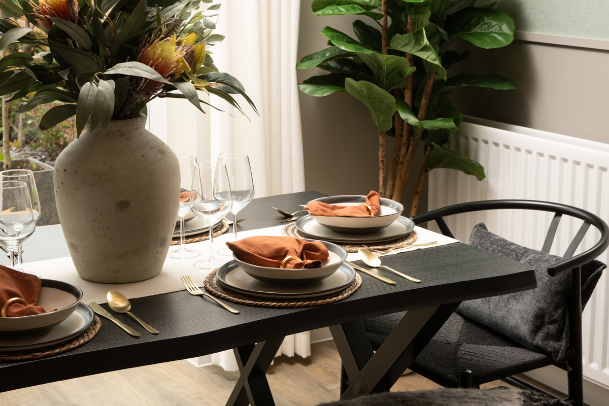 5. Dalton Gardens - The Farnhill - Internals - Dining Room