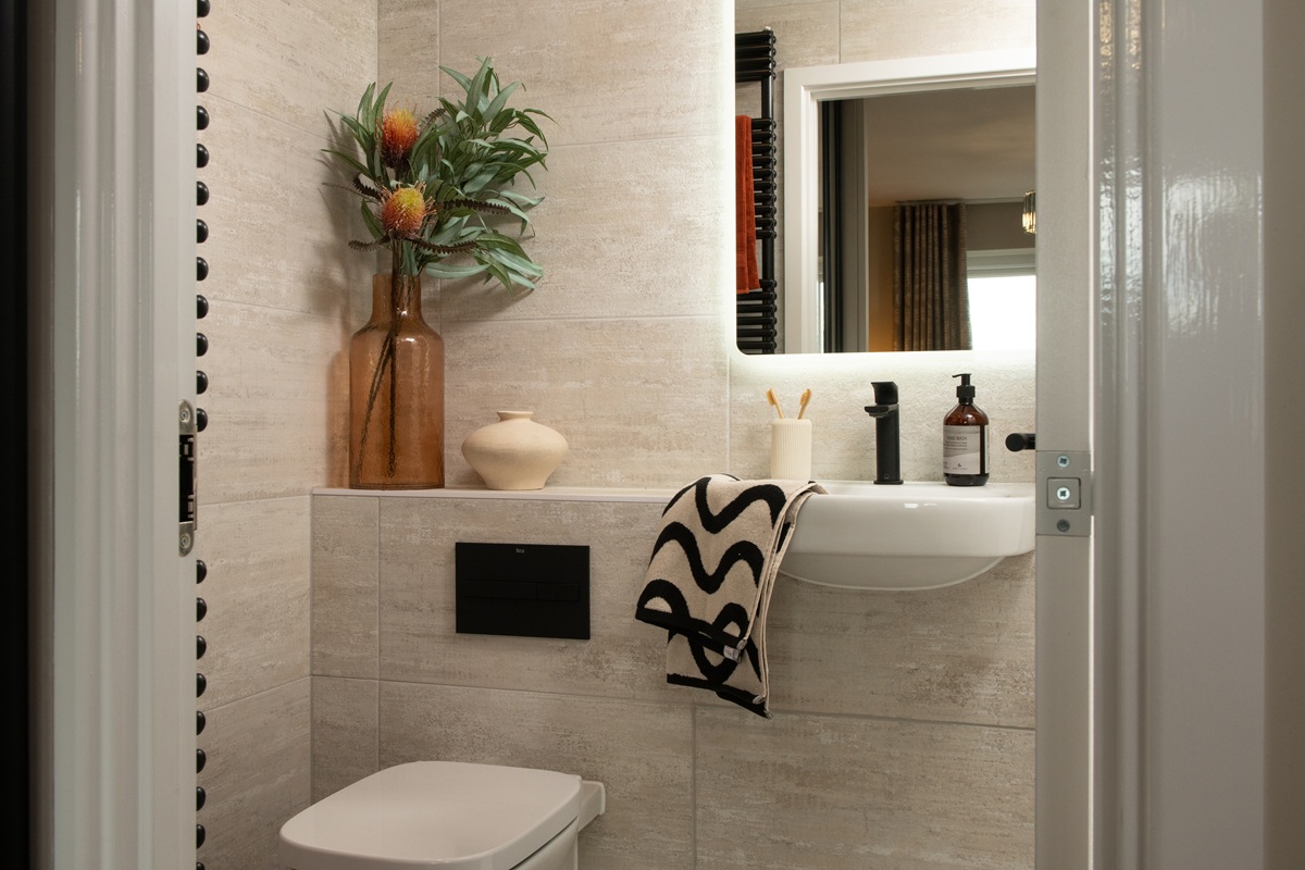 7. Dalton Gardens - The Farnhill - Internals - En Suite