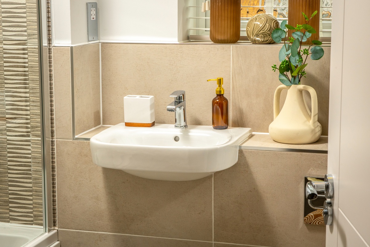 9. Dalton Gardens - The Grassington - Internals - En Suite