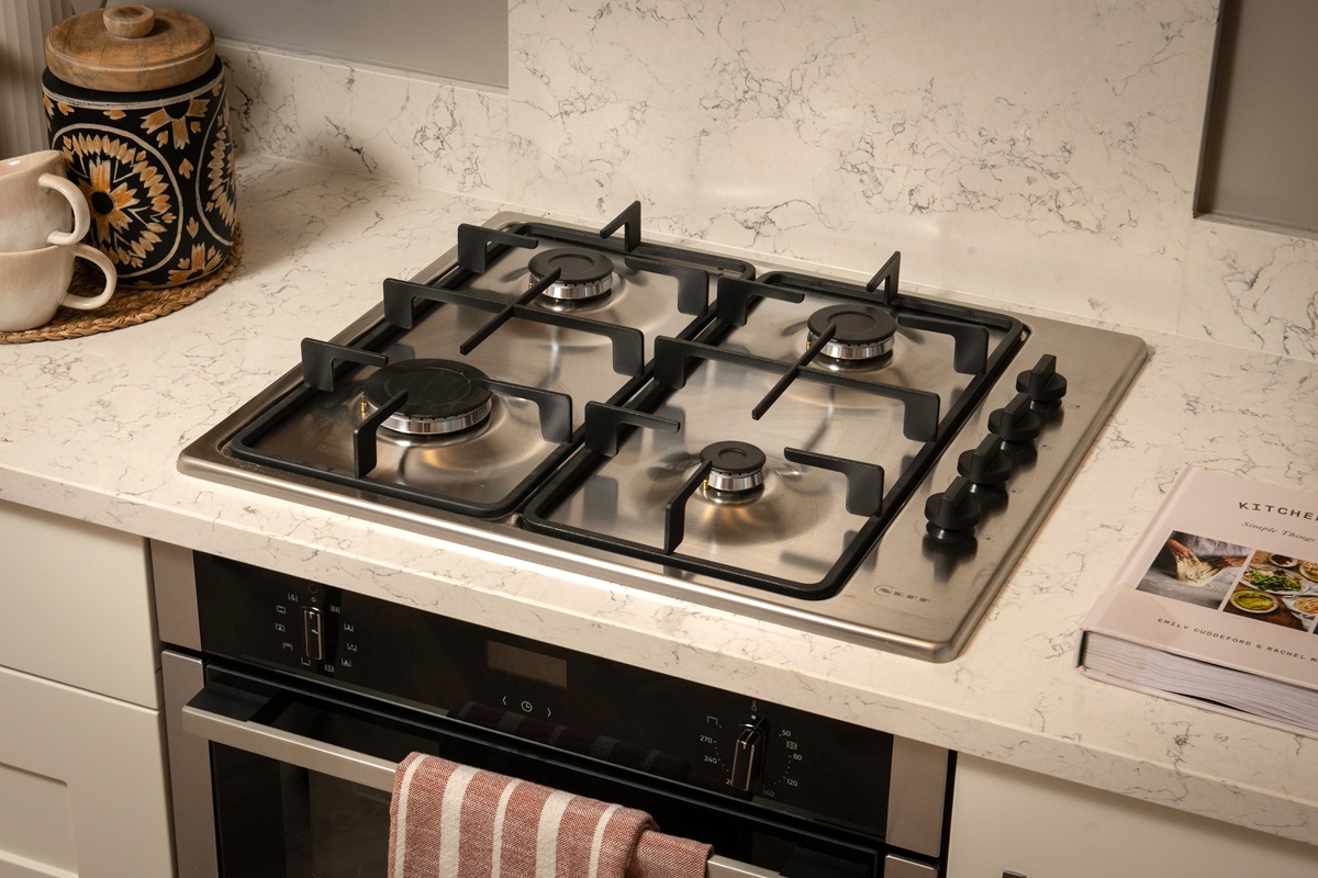 3. Dalton Gardens - The Caldwell - Internals - Oven