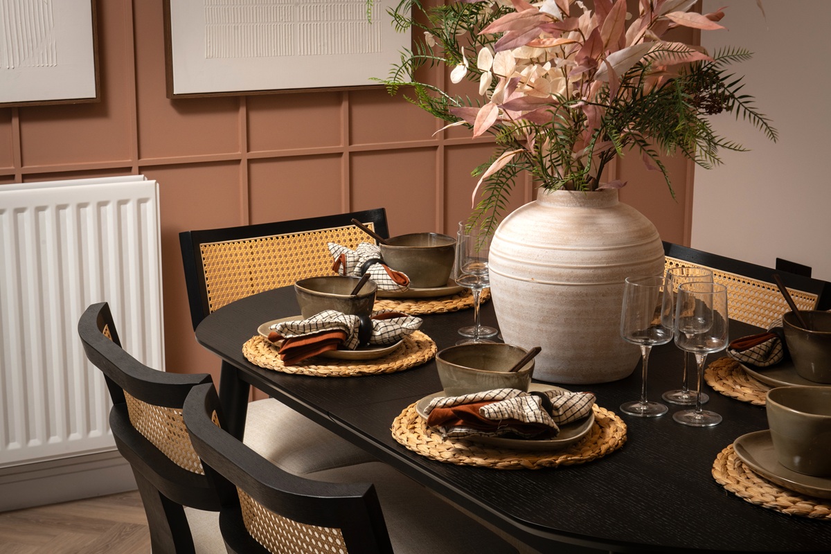 4. Dalton Gardens - The Caldwell - Internals - Dining Area