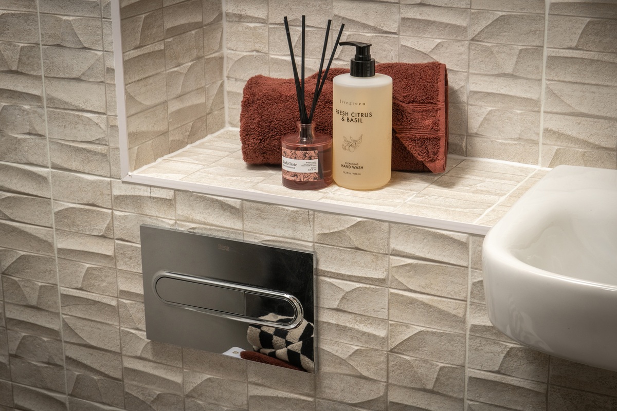 8. Dalton Gardens - The Caldwell - Internals - En Suite