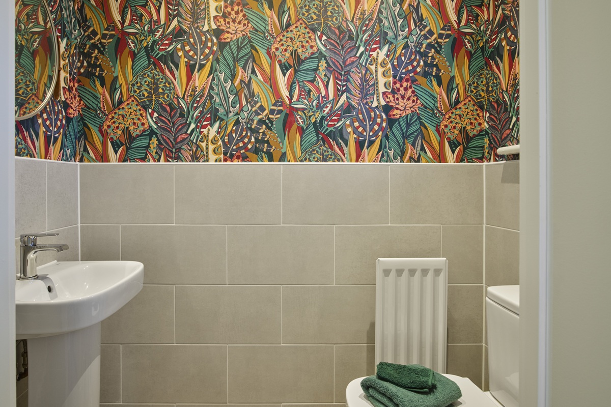 5. Hereford Grange - The Evesham - Internals - WC