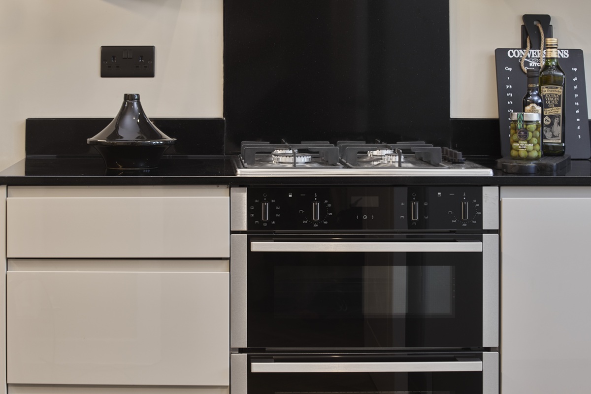 7. Westwood Park - The Ashford - Internals - Oven