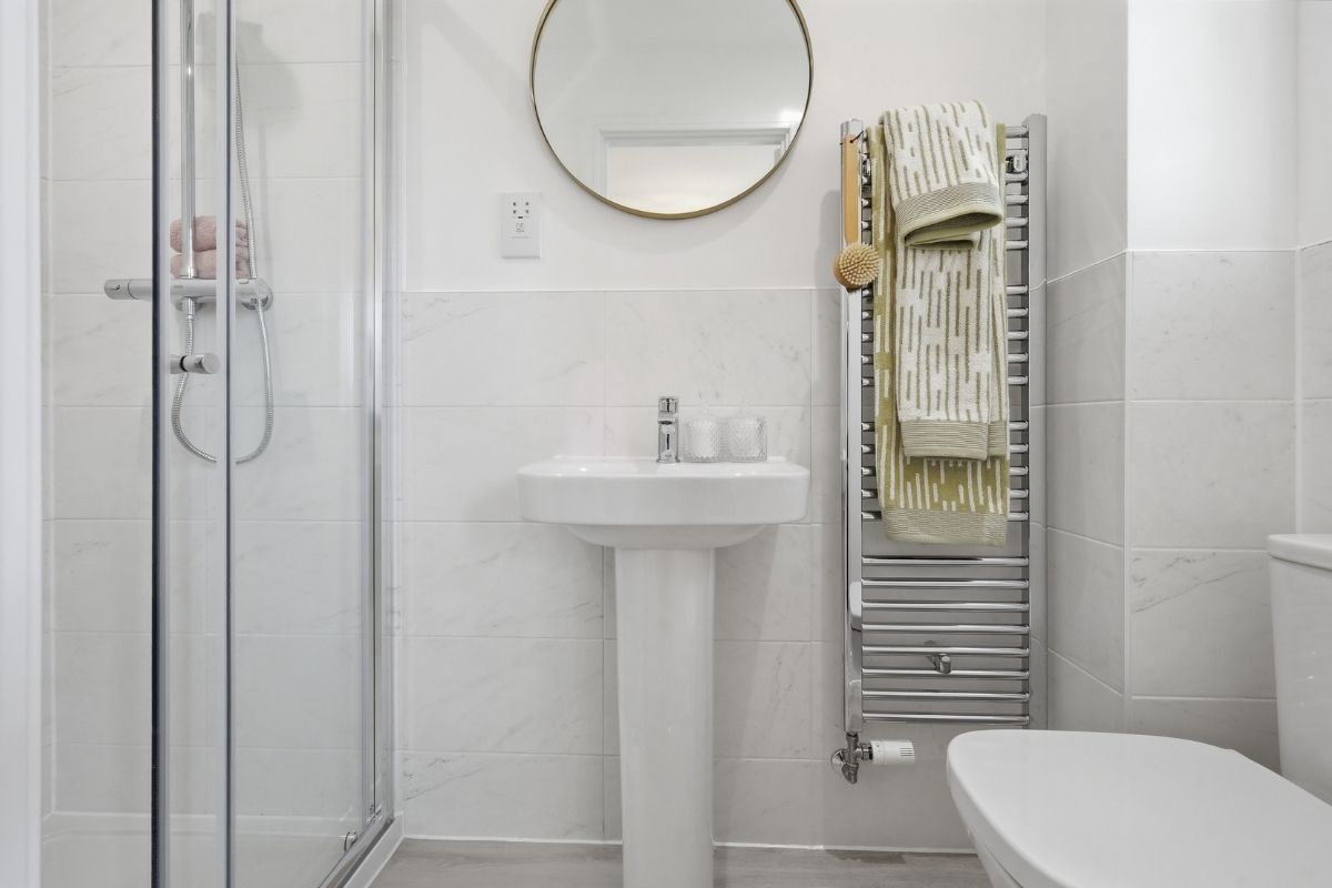 Typical Crest Nicholson En suite 