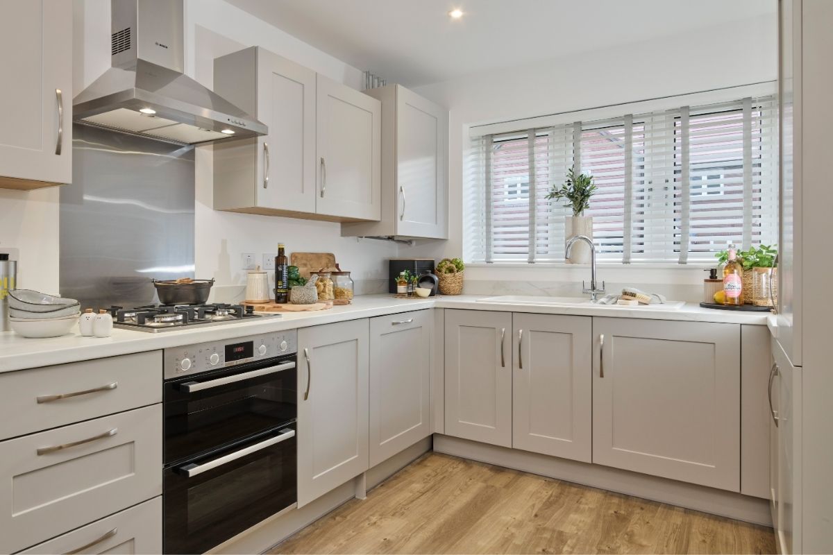 The Weald, 2 bedroom maisonettes for sale at Arden Oaks, Brentwood