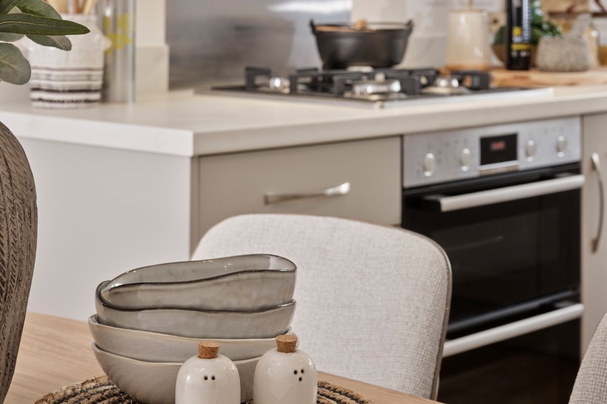 The Weald, 2 bedroom maisonettes for sale at Arden Oaks, Brentwood