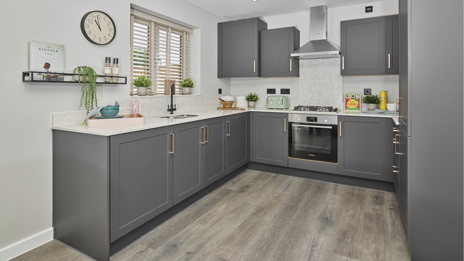 1. Ludlow Green - The Chesham - External - Photo