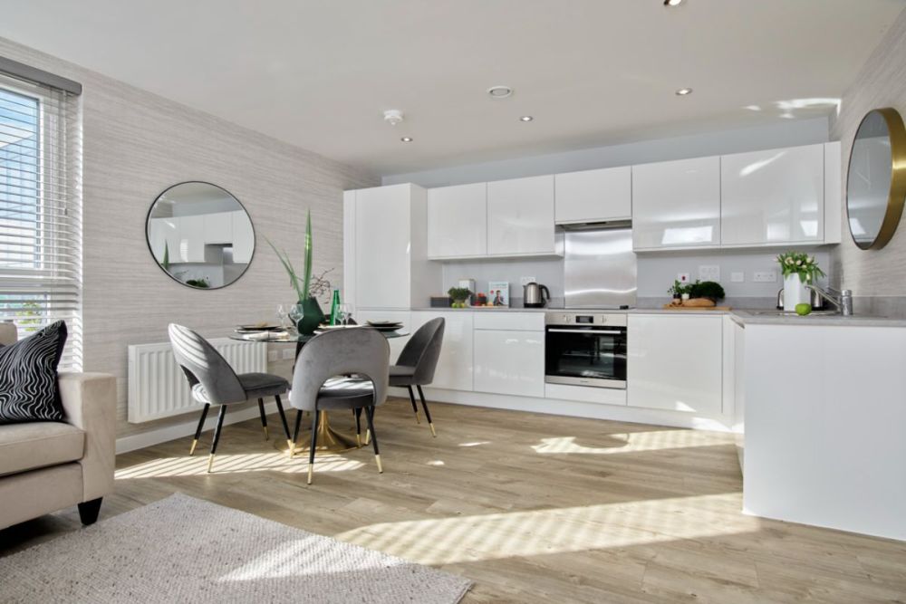 Upper Longcross Apartment 