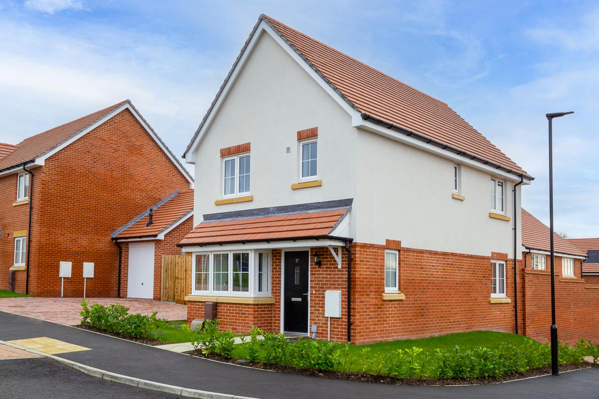 Home 28 The Evesham Albany Wood Crest Nicholson