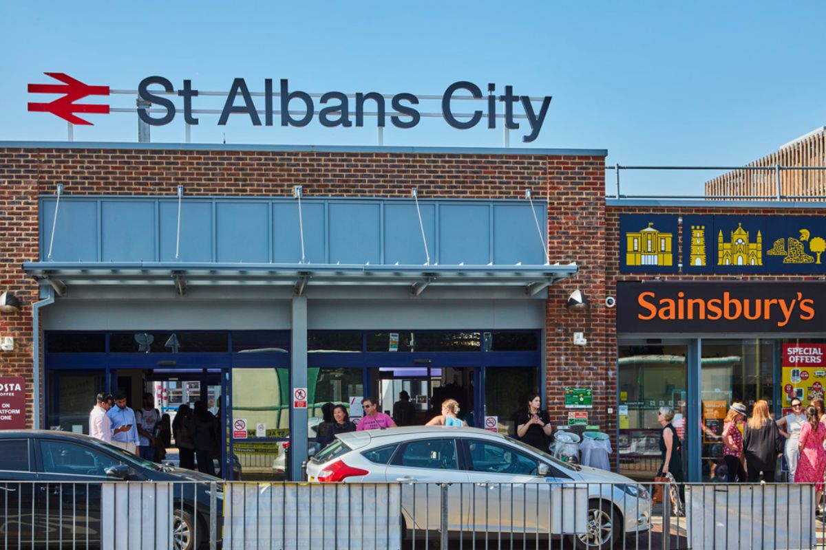 St Albans City Train Station just a 10 min walk away
