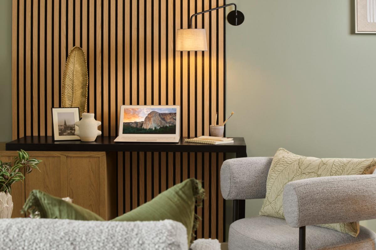 Catteshall Court Show Apartment 