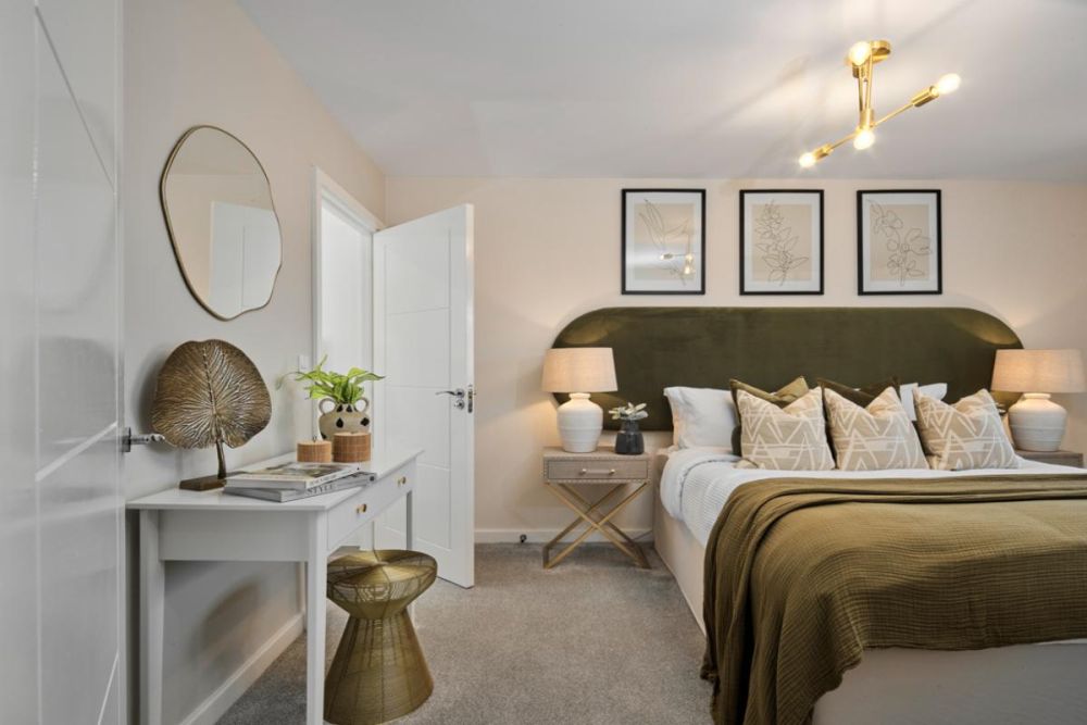 Catteshall Court Show Apartment 