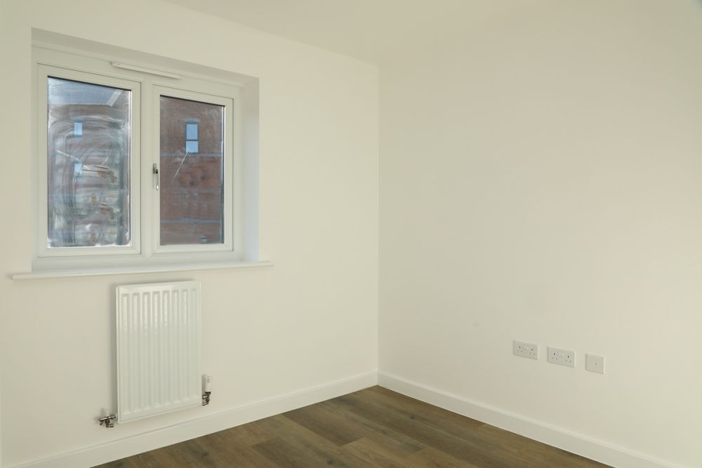 HOME 93 - THE WINDSOR