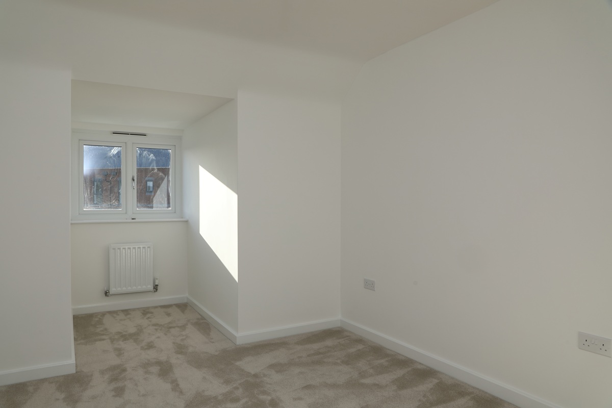 HOME 93 - THE WINDSOR