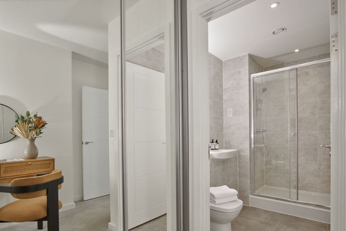 Campbell Wharf 2 bed apartment 