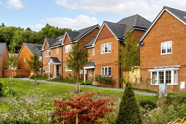 Ackender Hill Streetscene